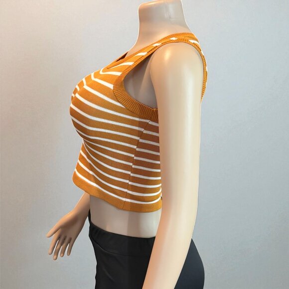 Striped Sleeveless Knitted Base Shirt - Picture 2 of 6